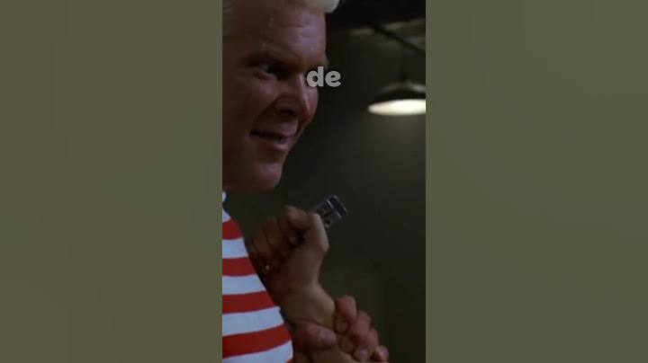 THIS ACTOR WAS STABBED FOR REAL?!