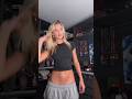Lily - Dale con la correa | Elegant Fashion Poses | Beautiful Model Vibes | Shorts