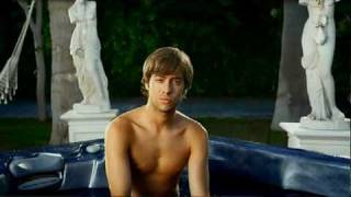 Mentos TV Spot Pool Party 2010