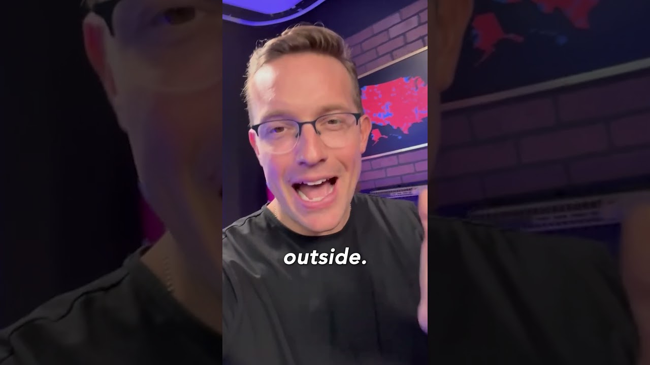 Rival Congresswomen FIGHT on House Floor😮