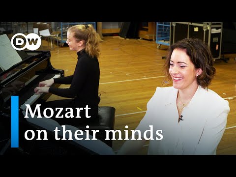 Alondra de la Parra and Elisabeth Brauss meet in Stuttgart to perform Mozart’s Piano Concerto No. 23