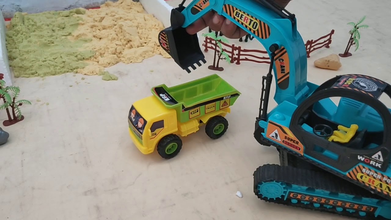  Mobil  mainan  anak mobil  mainan  dumtruck excavator  YouTube