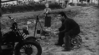 La Strada Di Federico Fellini - Trailer Ufficiale