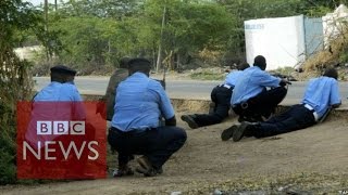 Kenya: Al-Shabab 'seize hostages' in Garissa university - BBC News