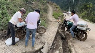 Extreme Roadside Rescue: Motorbike Crosses Broken Bridge with Heavy Load!