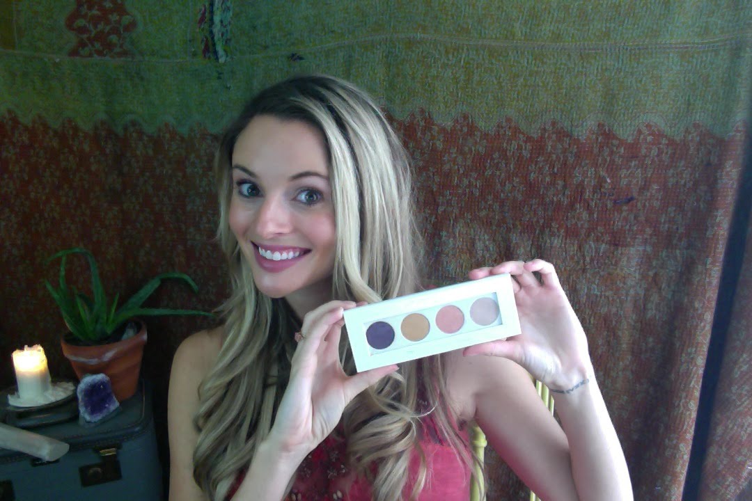 Pacifica Enlighten Eyeshadow Palette Review by UsCrazyVegans