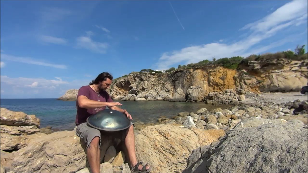 Handpan Baur&Brown in ibiza on the sea