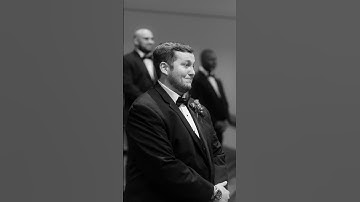 Groom cries when he see his bride walk down the aisle #wedding #weddingphotography #intimatewedding
