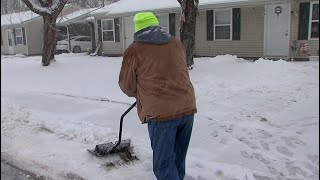 Lafayette residents working to keep up with snowfall