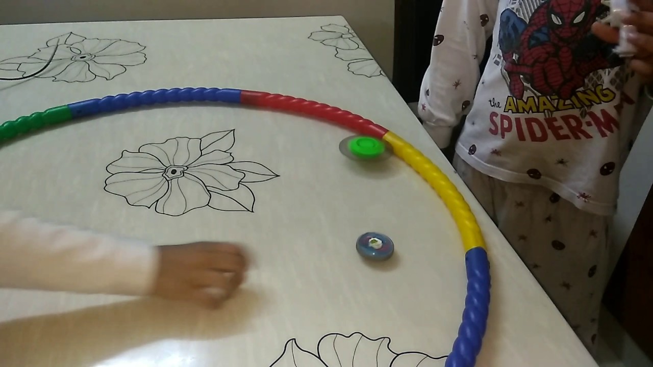 Beyblades Go! YouTube