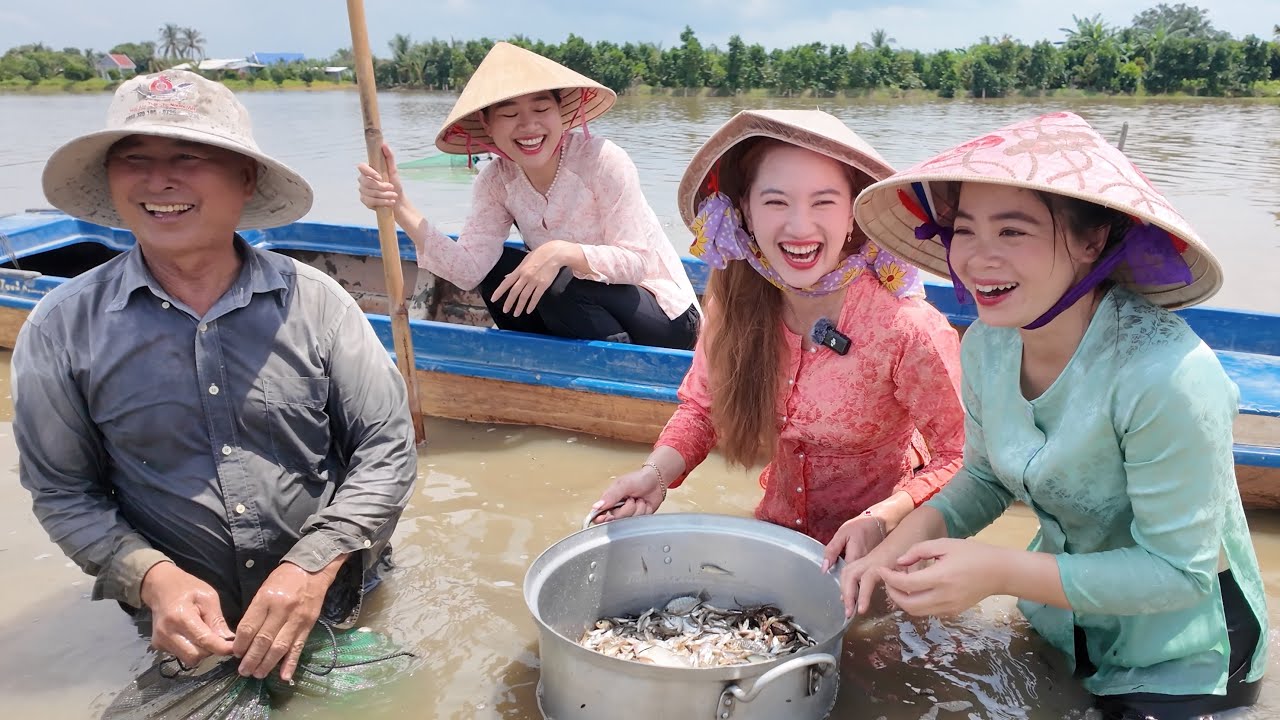 С госпожой Ань Куа, готовящей банановый суп и разливающей жареных крабов в Тайнине