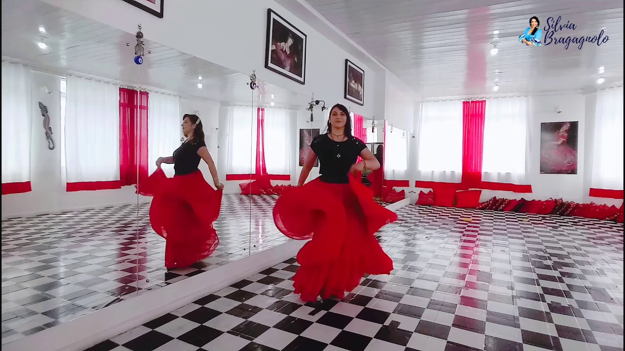 Exercícios de movimentos de saias e braços básicos de dança cigana - Método Silvia Bragagnolo