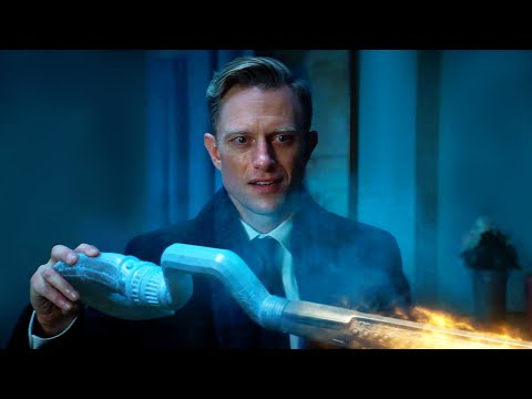 Brainwave Icicle VS Cosmic Staff Stargirl 1x10 