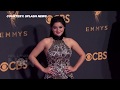 Ariel Winter Wardrobe Malfunction In Double Thigh-slit Gown On Emmys 2017 Red Carpet