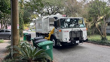 Brand new Autocar ACX Heil Durapack python on recycling 54298 