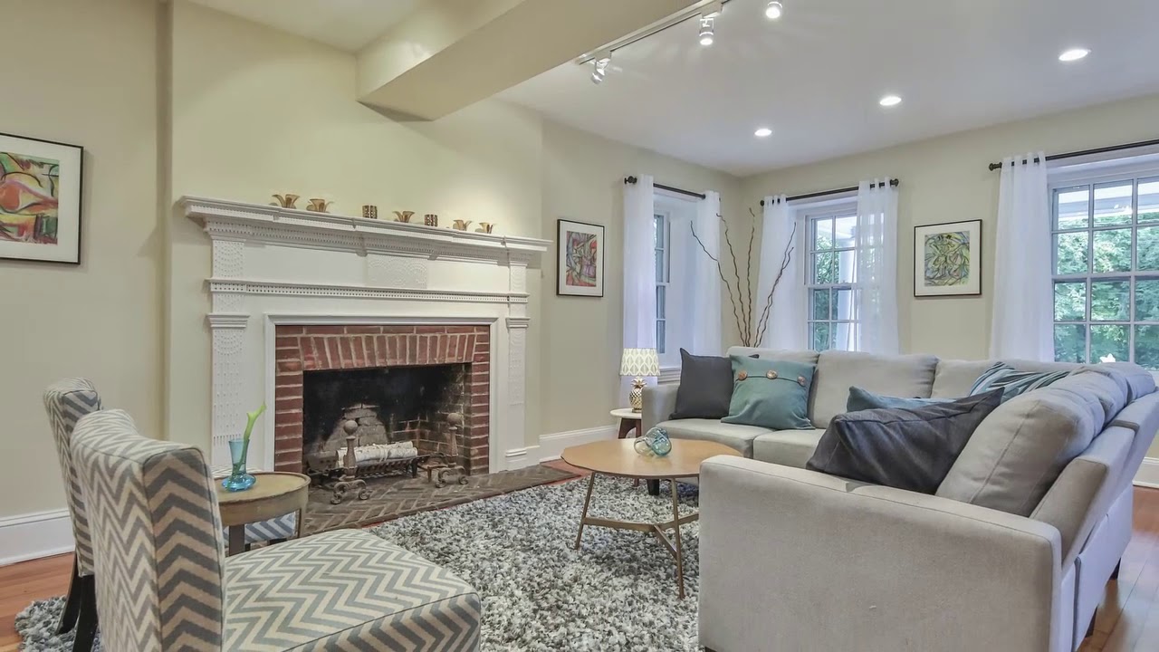 420 W Allens Ln, Philadelphia, PA 19119