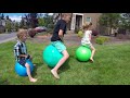 Hopper Ball Surprise and RoboMom Wipeout