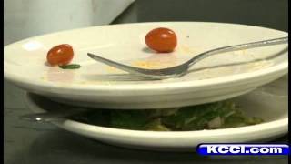 Crooks Posing As Health Inspectors Scam Restaurants