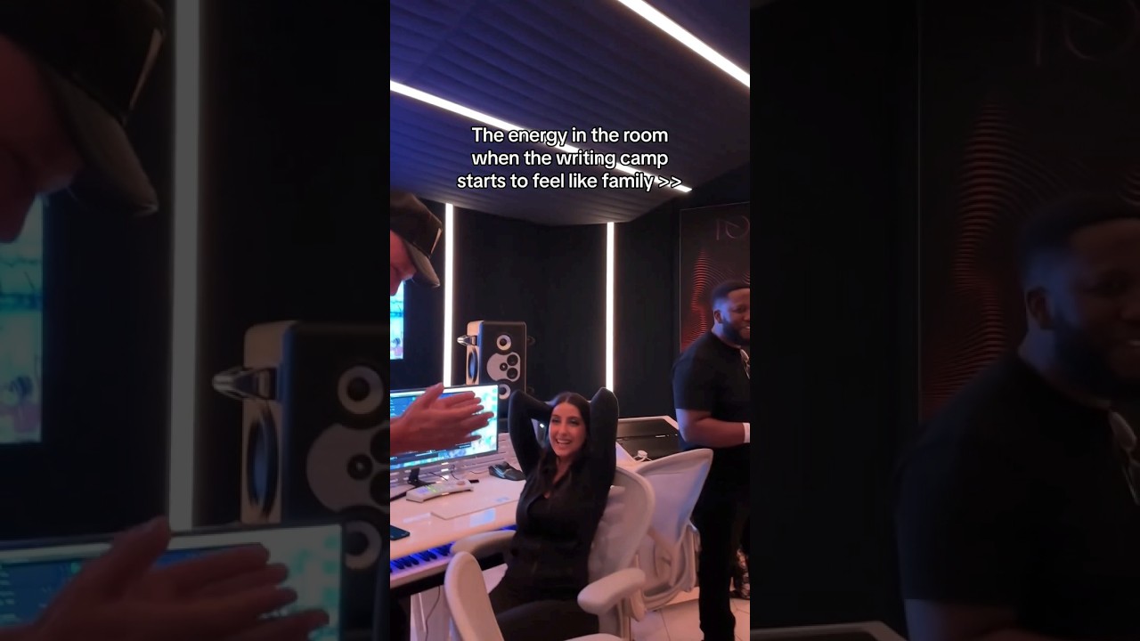 Nora Fatehi enjoying with buddies ✌️ 