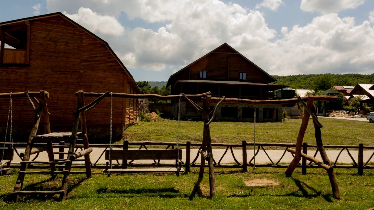 Презентация дачного комплекса в Крымском предгорье «Лесная поляна»