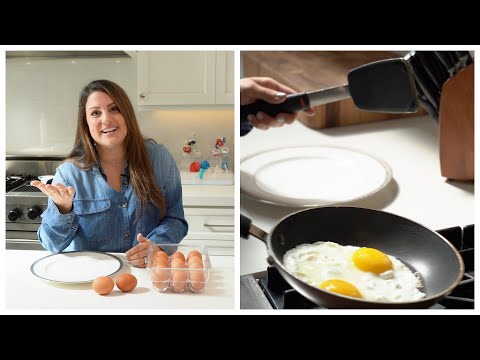 How to Flip an Over Easy Egg! | Off-Air With Sisanie