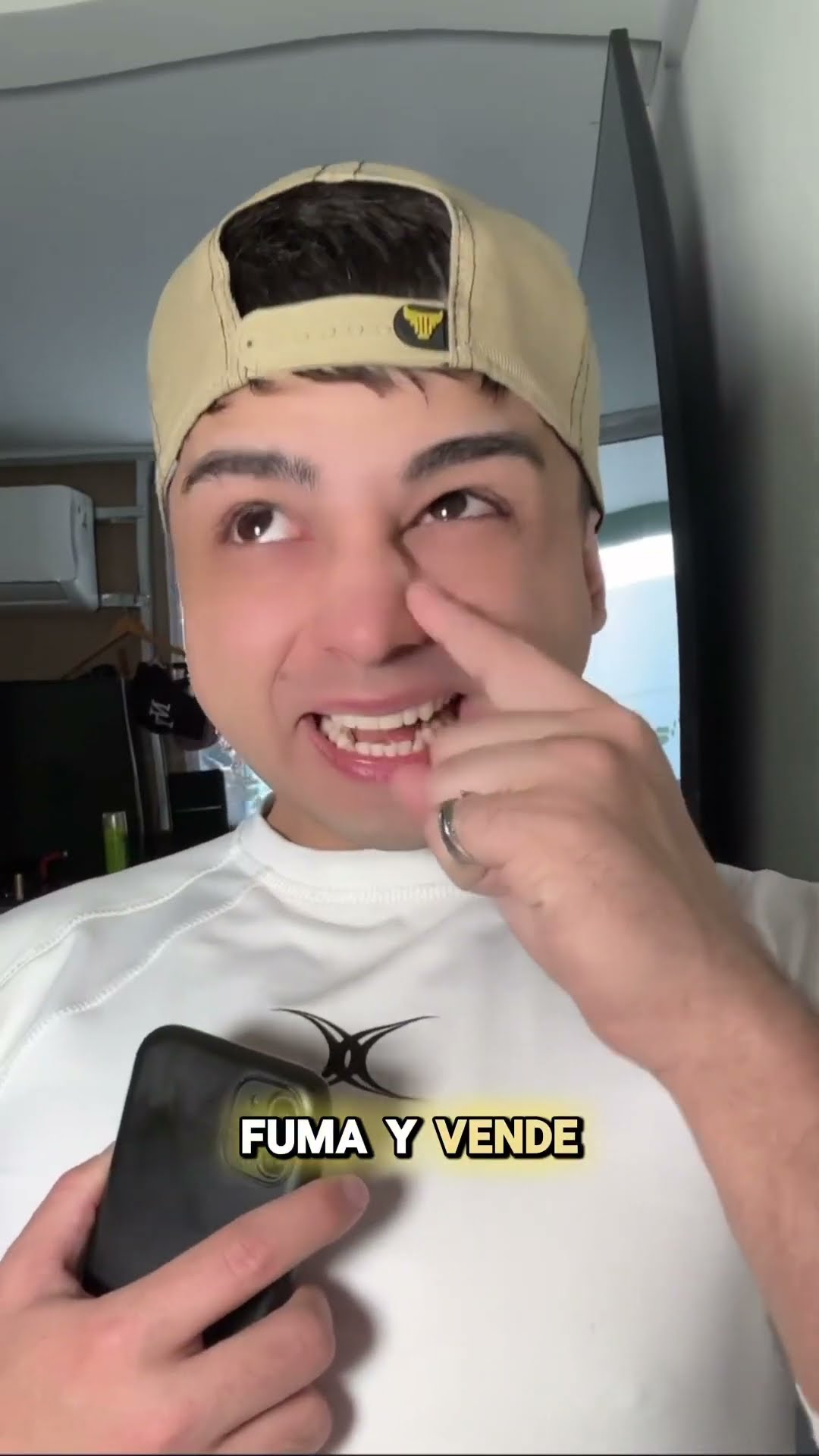 MI HERMANO ES UN ADICTO!?