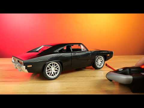 Машинка на радіокеруванні з підсвічуванням фар і автоматичним зачиненням дверей Dodge Charger Moka Чорний, видео 1