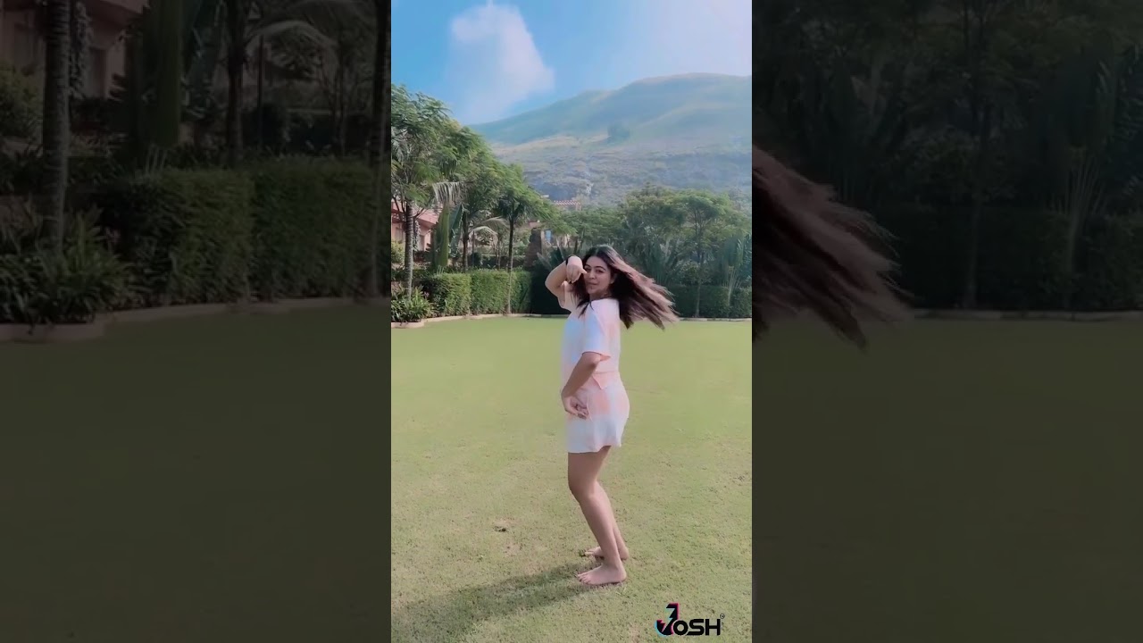 Shafaq Naaz on Instagram #shorts #reelsinstagram #instareelsshorts #instagram #instagramreelsshorts