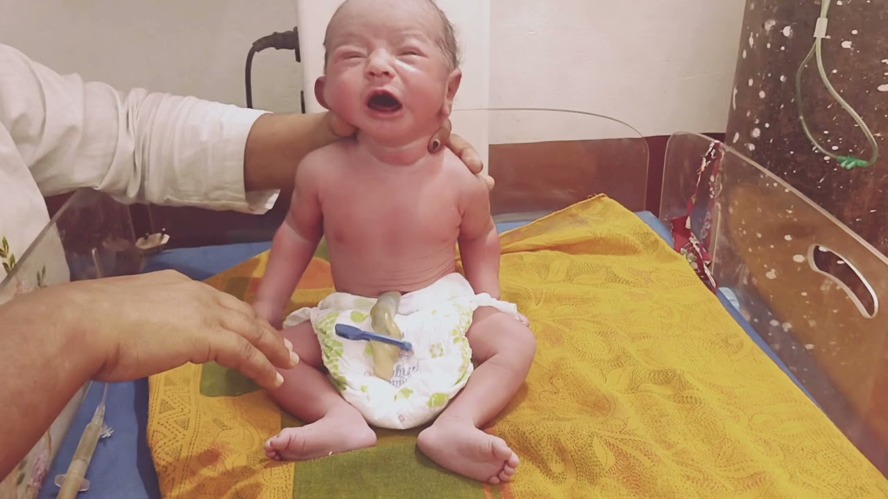 So cute baby girl 😍💟 so cute baby ❤️🍼❤️ my love Hospital 😍