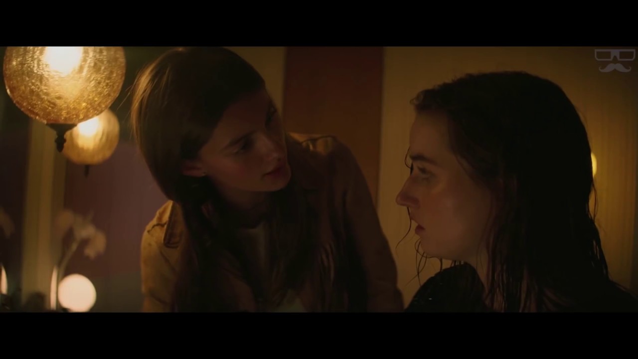 Booksmart Kissing Scene Diana Silvers and Kaitlyn Dever - YouTube.