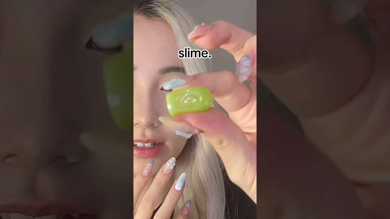 Peelable gummies from Japan 
