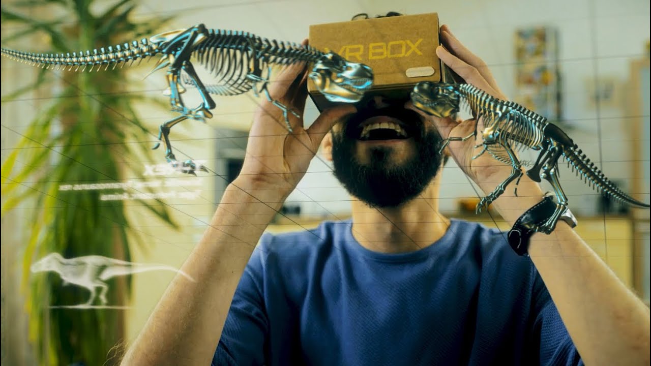 Design of a VR Tech scene | تصميم مشهد لتقنية الواقع الافتراضي