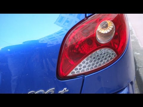 Peugeot 206 Changer ampoules phares arrières YouTube