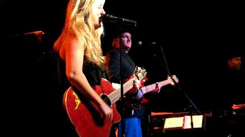 Jewels Hanson "Famous In Small Town"