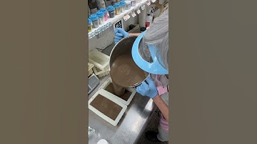 Private label soapmaking #smallbusiness #timelapse #alegnasoap #soapmaking #soapmaker #soap
