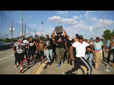 Hamtaro Ham Hams Unite USA Compared To Hamtaro Ham Ham Heartbreak JP