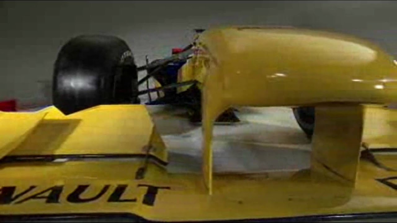 F1 2010: Renault R30 Details [HD 1080p] - YouTube