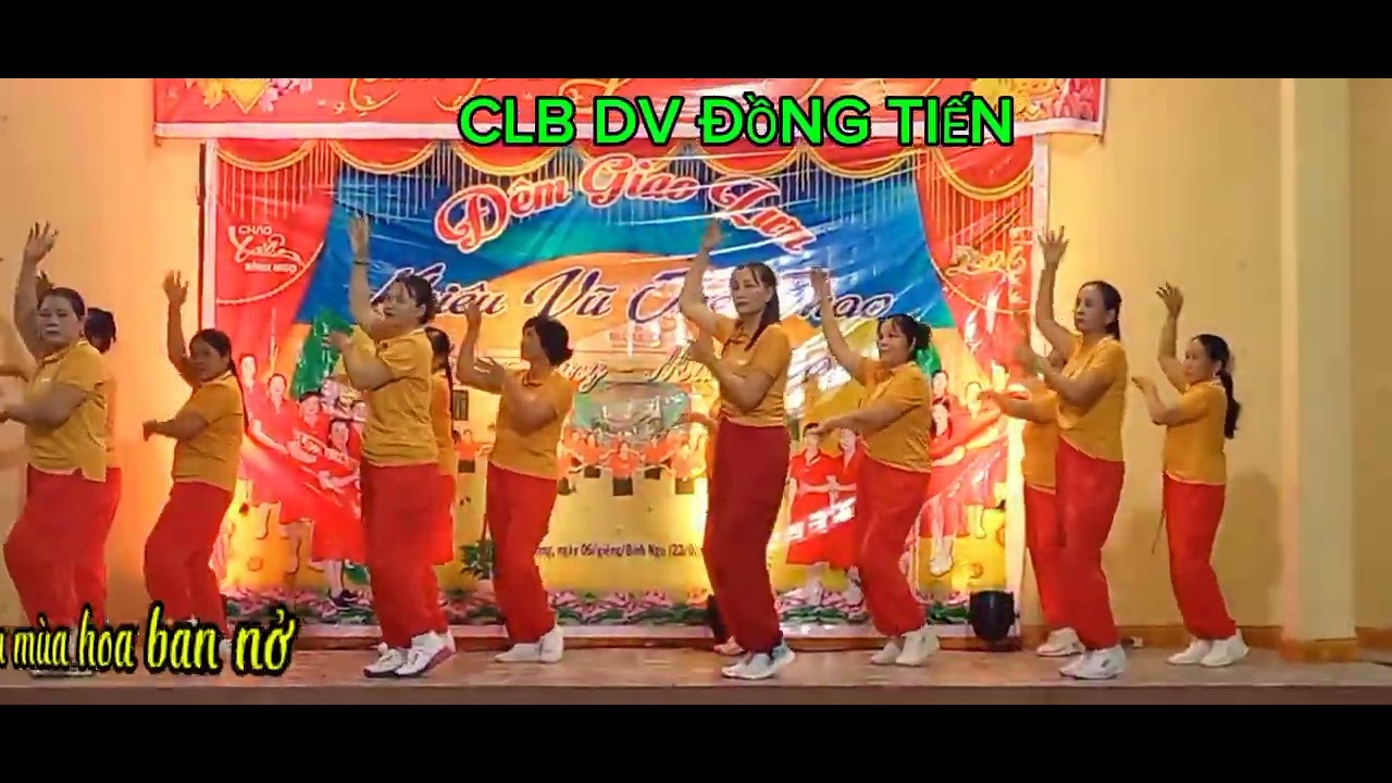 Tiếng khèn mùa hoa ban nở – đến từ các vũ công không chuyên CLB DV Đồng Tiến - xóm Ninh Giang TC