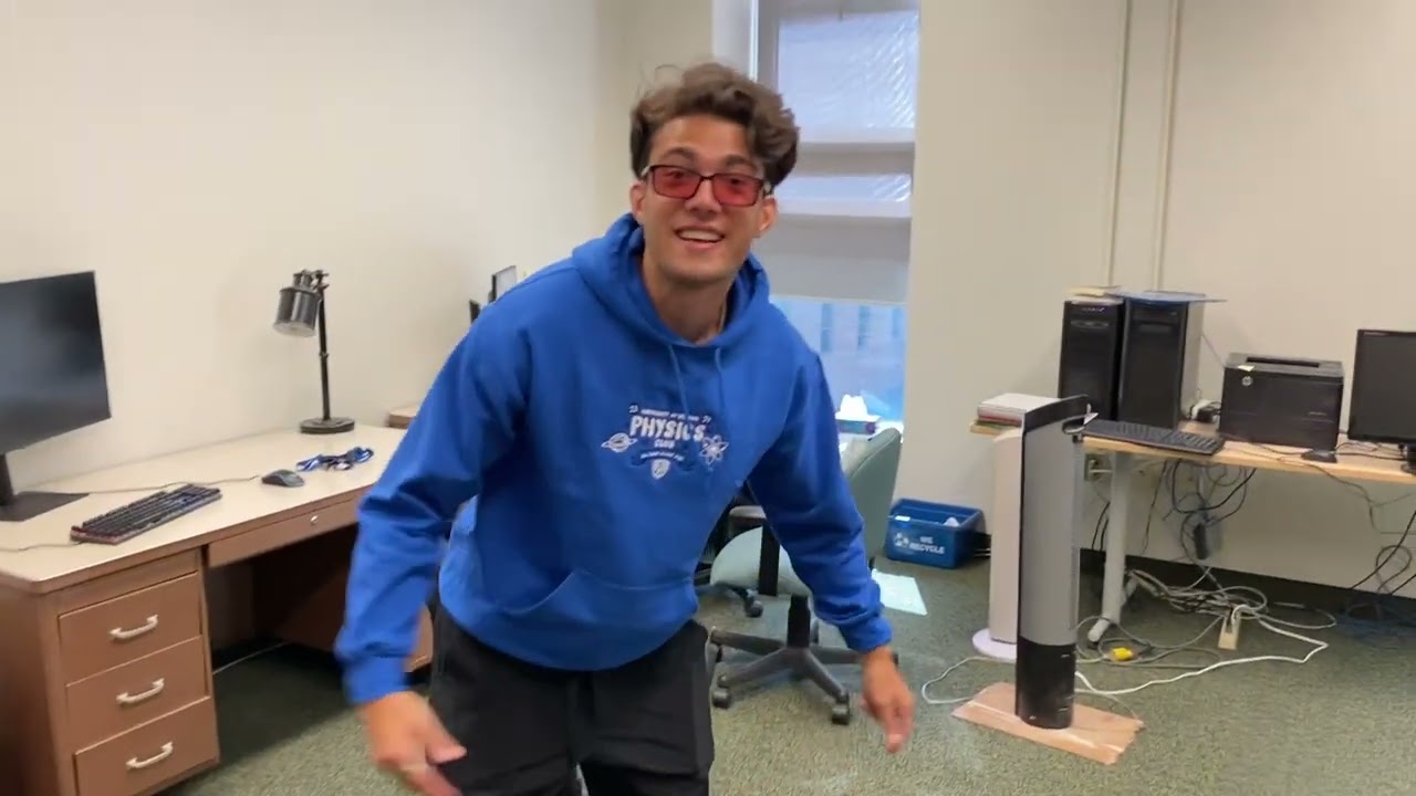 UWindsor Physics Club 2023 Welcome Video. "Touring the UWindsor Physics Department”