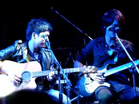 AOFAF6+TEEAF4- เพลง งมงาย