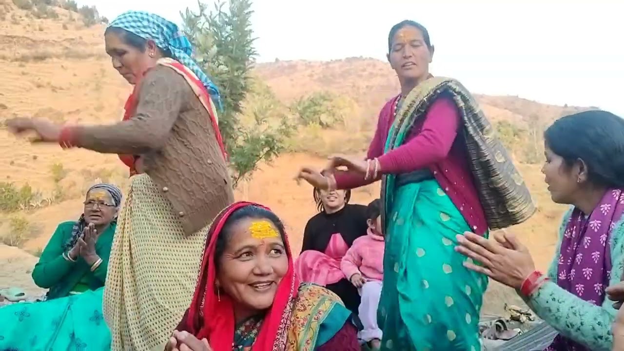 शिवरात्री के दिन कुटिया में हुए भजन कीर्तन भाग खाकर जबर्दस्त 