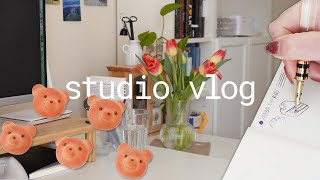 running a small business: order packing asmr, polymer clay sculpting 🌷 studio vlog 2