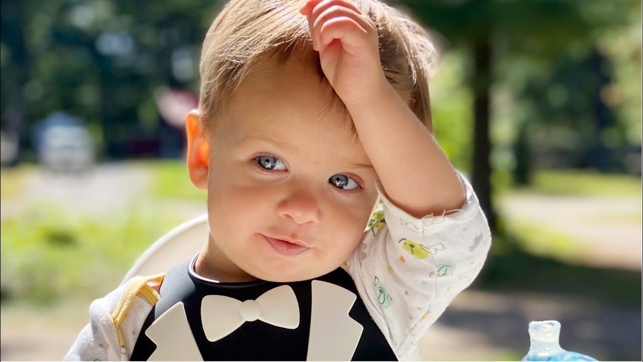 Child dies after being left in hot car while mother taught at Ontario ...