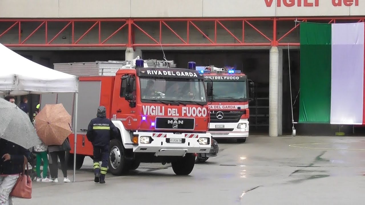 Uscita Aps Man + Aps Actros + Ca Navara Vigili del Fuoco Riva del Garda in sirena
