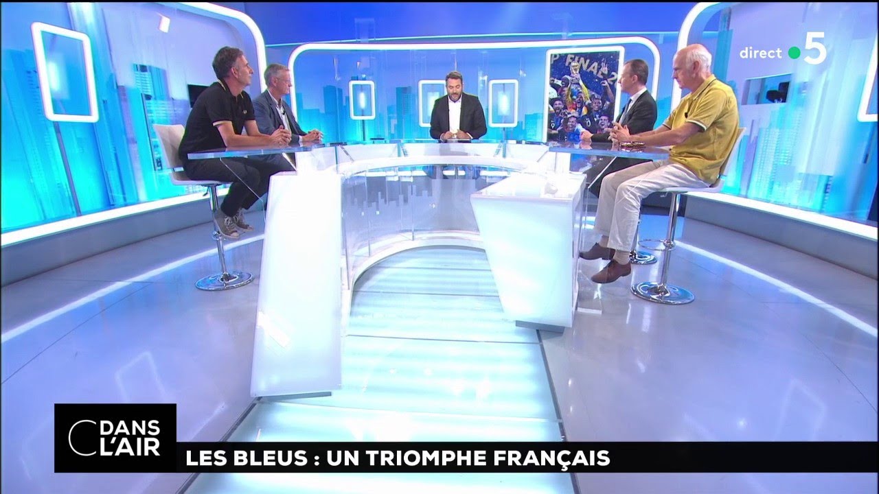 Les Bleus : un triomphe français #cdanslair 16.07.2018