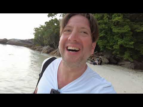 Koh Lipe's Pattaya Beach Walk & Hidden Sanom Beach (March 2022) Islands of Thailand ðđð