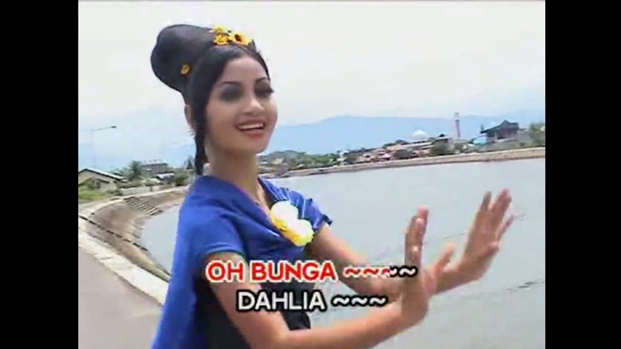 Yanti Nur - Bunga Dahlia - Dangdut Melayu Nonstop - Musik Indonesia - (Official Video)