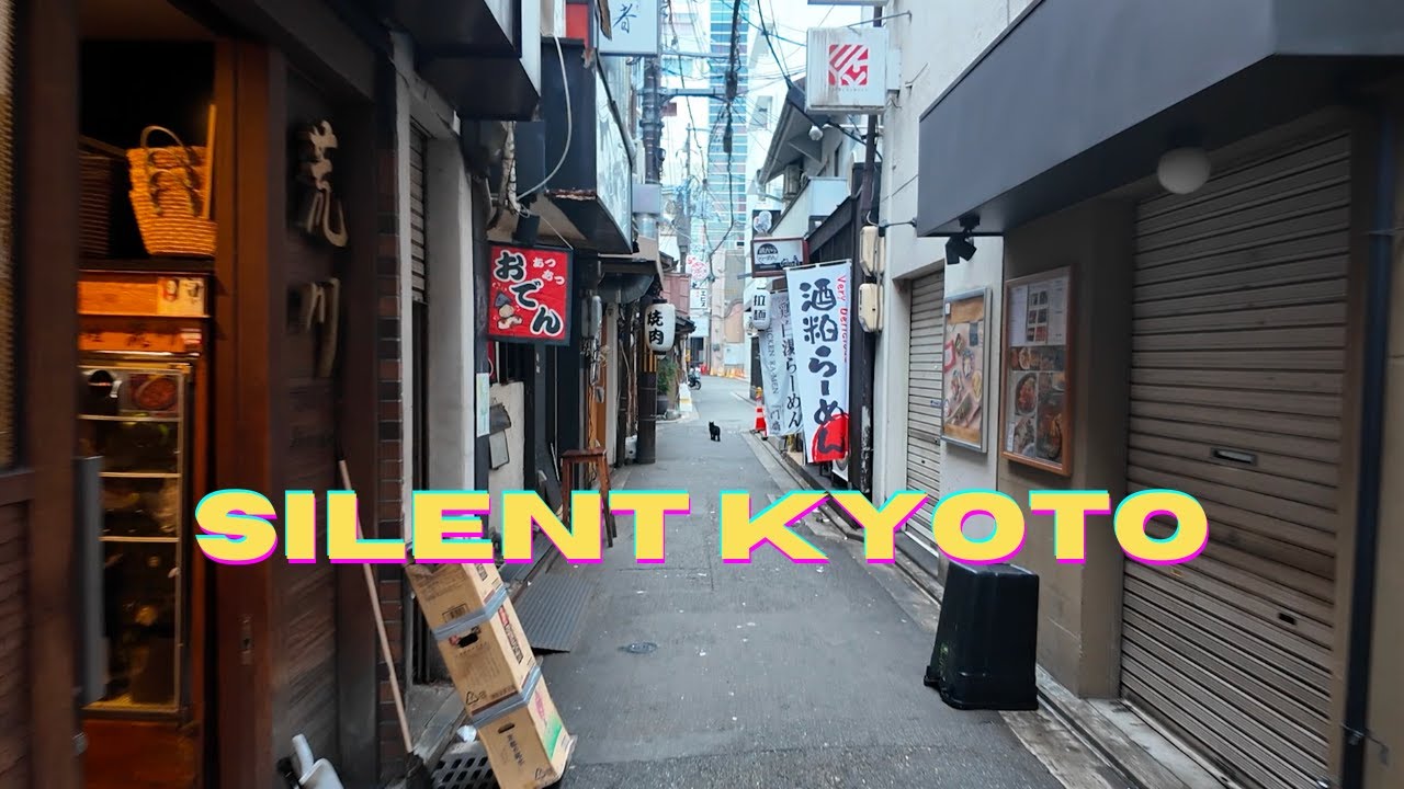 Kyoto Before the World Wakes: A Rainy, Empty City at Dawn