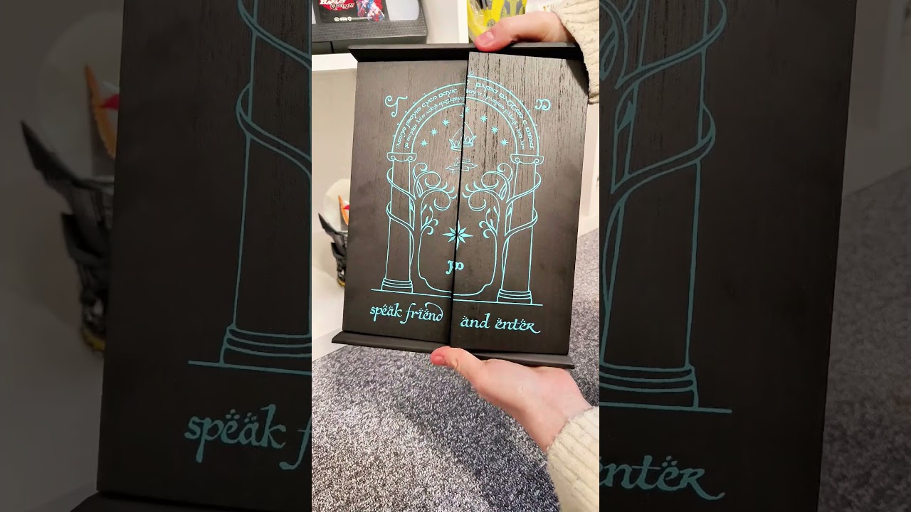 The Lord of the Rings: Doors of Durin Key Hanger