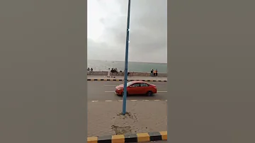 كنا اطفال و كبرنا و مع بعض احنا كملنا الحكايه 